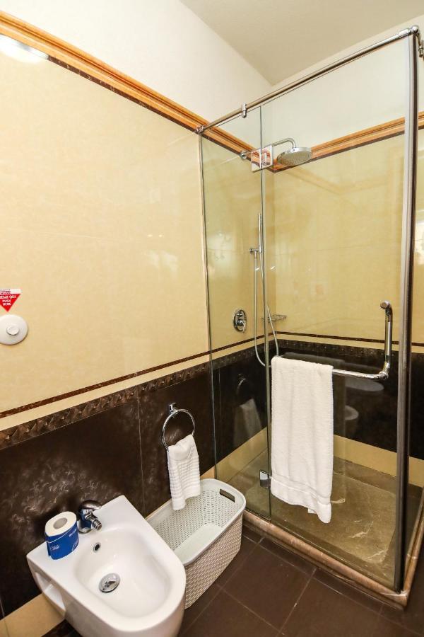 Brilant Antik Center Hotel Tirana Zewnętrze zdjęcie