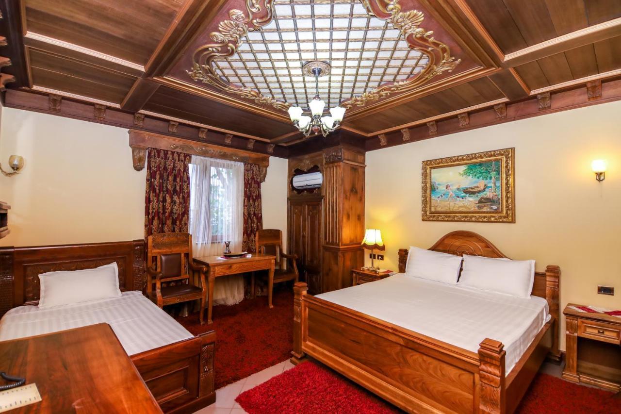 Brilant Antik Center Hotel Tirana Zewnętrze zdjęcie