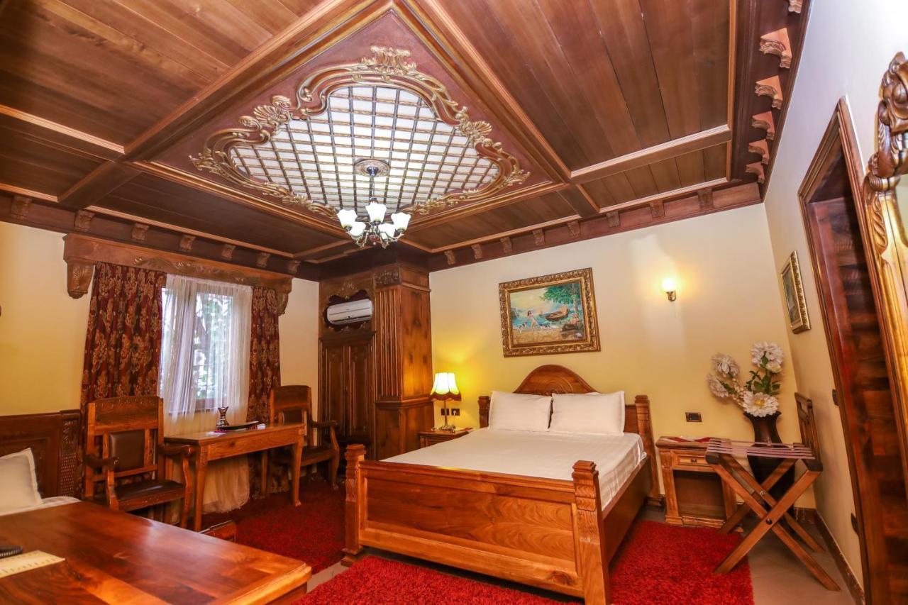Brilant Antik Center Hotel Tirana Zewnętrze zdjęcie